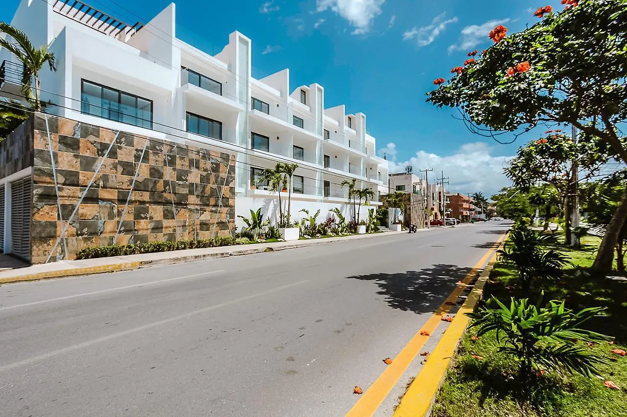 Apartment Condo Yucatan - Modern 1 Bedroom In Central Playa Near 5Th - At Calle 38 Condos Playa del Carmen