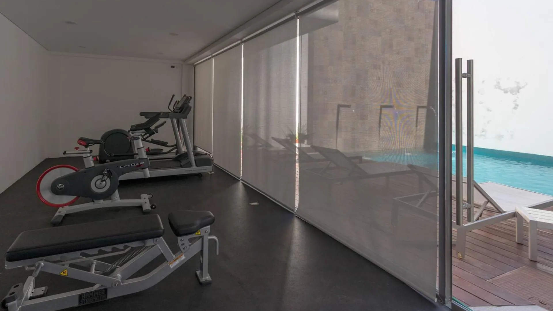 Апартаменты Condo Yucatan - Modern 1 Bedroom In Central Playa Near 5Th - At Calle 38 Condos Плая-дель-Кармен